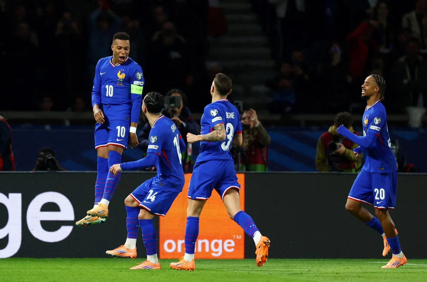 Mbappé and Olise Lead Ruthless France to 2026 World Cup Qualification